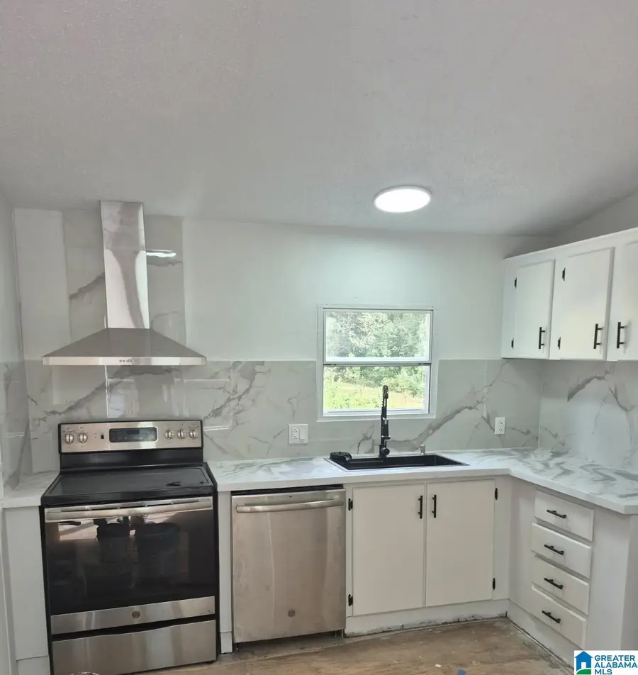 230 OLD GADSDEN HIGHWAY, Anniston, AL 36201 - Image #2