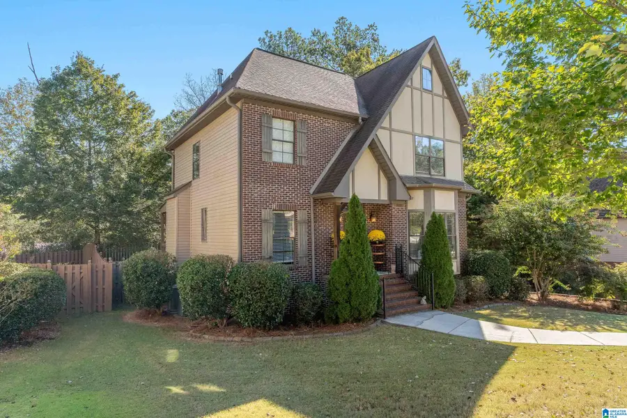 114 EAGLE COVE DRIVE, Pelham, AL 35124 - Image #3