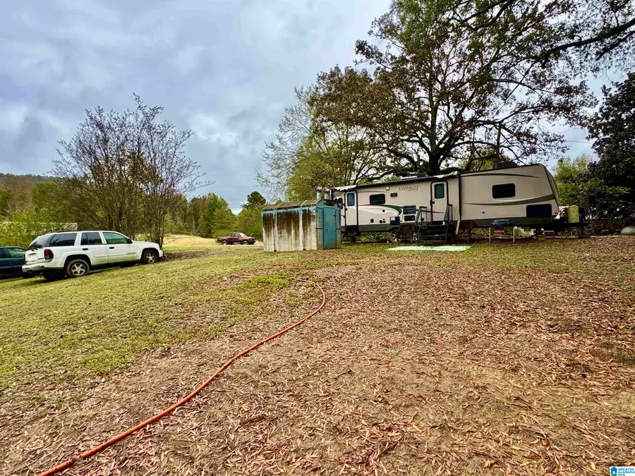33 HUNTERS LANE, Vandiver, AL 35176 - Image #3