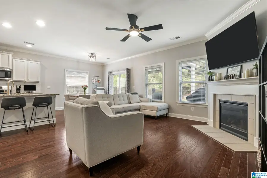 647 CHELSEA STATION CIRCLE, Chelsea, AL 35043 - Image #3