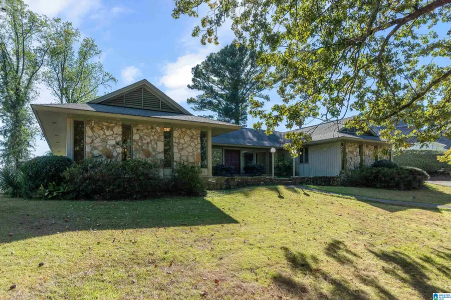 2423 MONTE VISTA DRIVE, Vestavia Hills, AL 35216 - Image #2