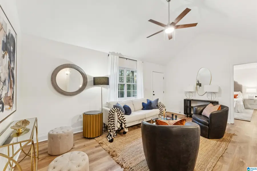 300 RIVER OAK TRAIL, Hayden, AL 35079 - Image #3