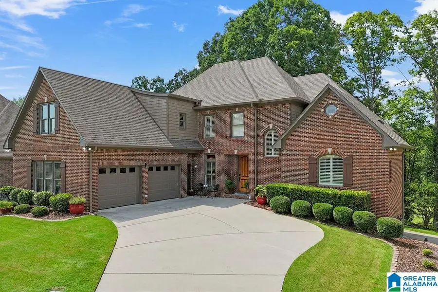 530 TIMBERLINE TRAIL, Calera, AL 35040 - Image #2