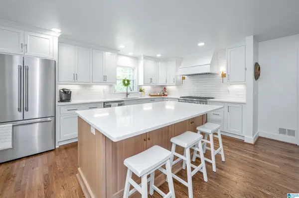 7050 GREENWOOD LANE, Leeds, AL 35094