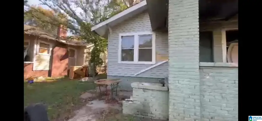 733 23RD STREET SW, Birmingham, AL 35211 - Image #2