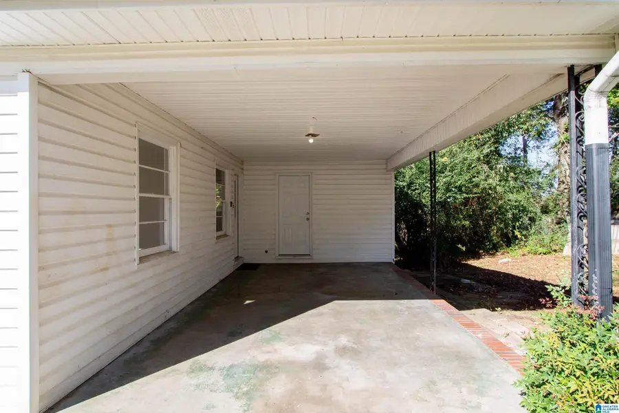 112 19TH AVENUE NW, Center Point, AL 35215 - Image #3