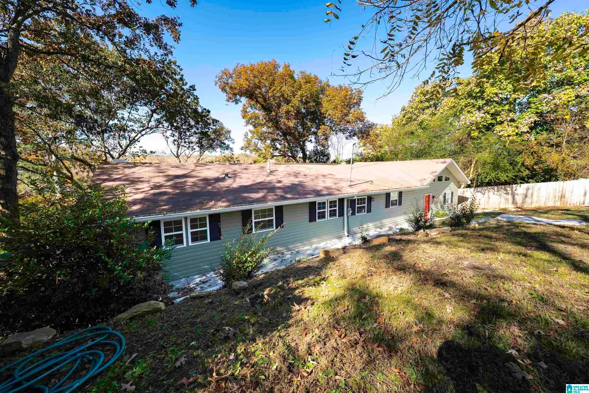 332 LAKESHORE LANE, Oneonta, AL 35121 - Image #1