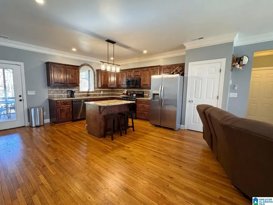 102 CHIMNEY PEAK CIRCLE NE, Jacksonville, AL 36265 - Image #3