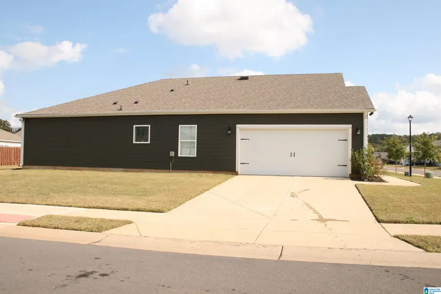 568 KOSLIN WAY, Calera, AL 35040 - Image #3