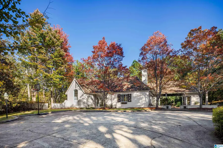 8015 CASTLEHILL ROAD, Hoover, AL 35242 - Image #2