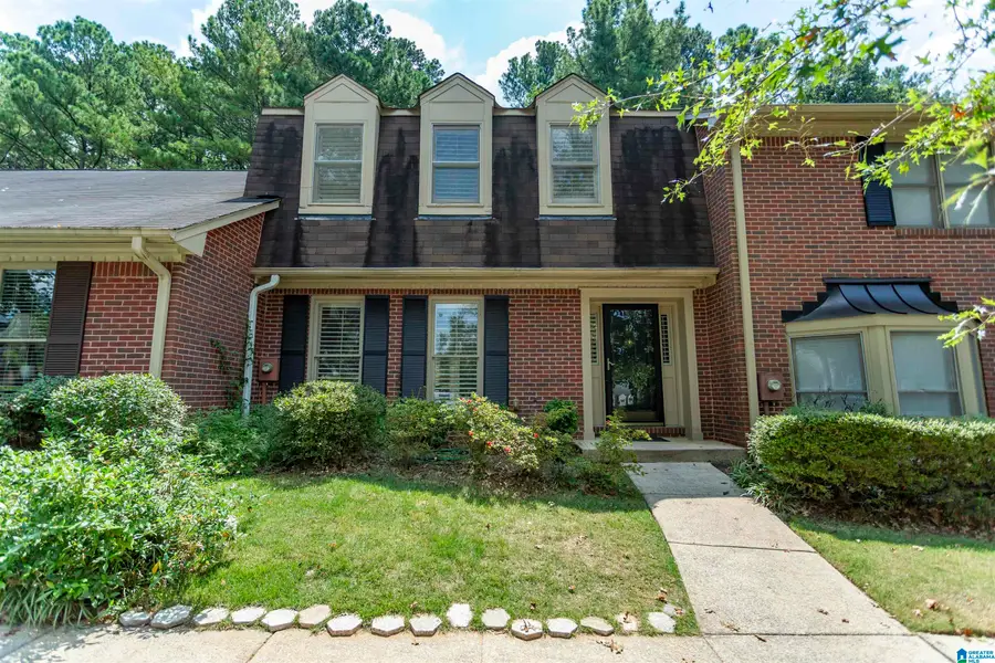 19 CHASE PLANTATION PARKWAY, Hoover, AL 35244 - Image #3