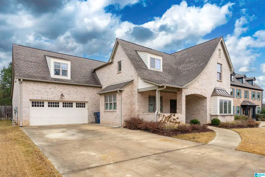 7986 KNOLL LANE, Trussville, AL 35173 - Image #3