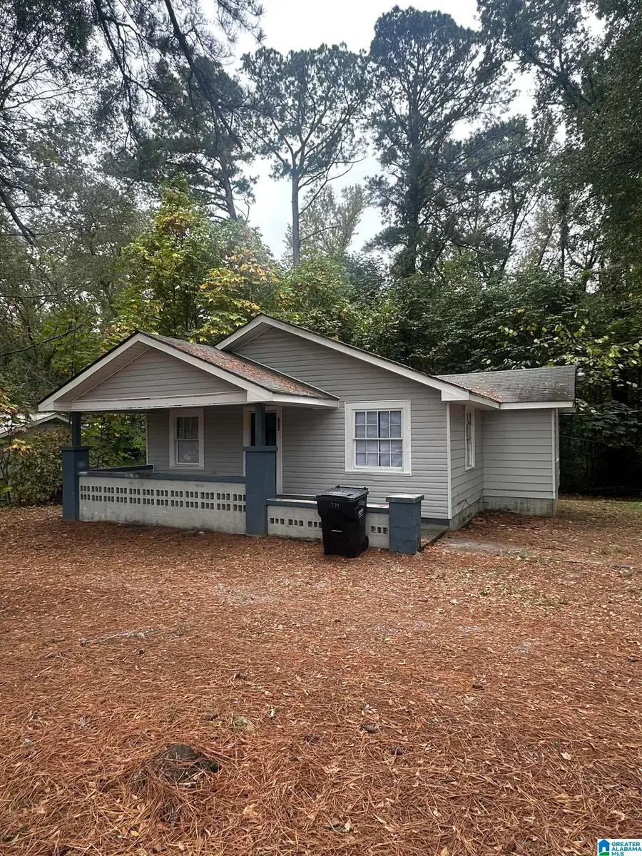 779 HEFLIN AVENUE E, Birmingham, AL 35214 - Image #3