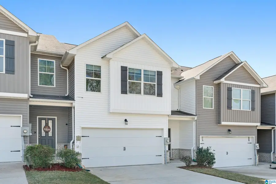 577 THE HEIGHTS LANE, Calera, AL 35040 - Image #2