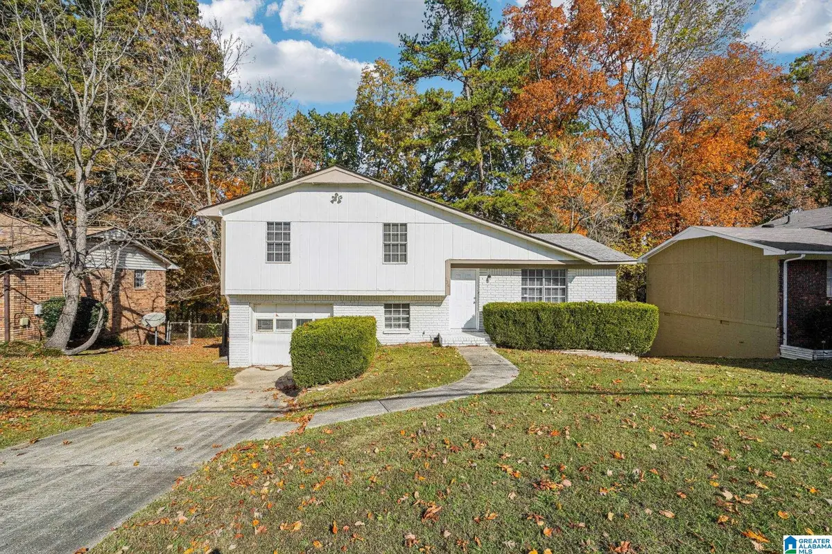 134 FREDA JANE LANE, Birmingham, AL 35215 - Image #1
