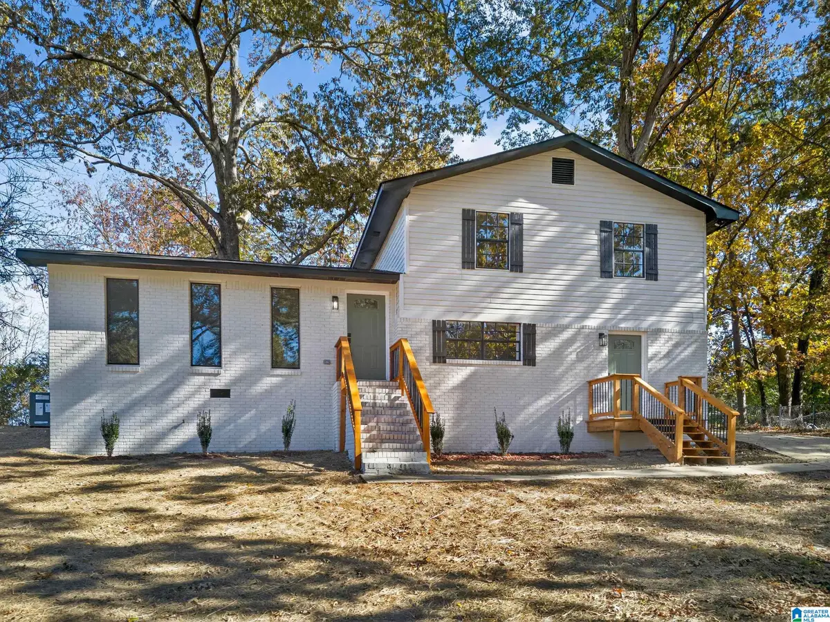 407 PANOLA COURT, Anniston, AL 36203 - Image #1