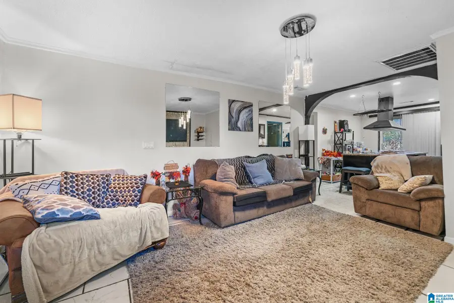 109 CIRCLEWOOD, Tuscaloosa, AL 35405 - Image #2