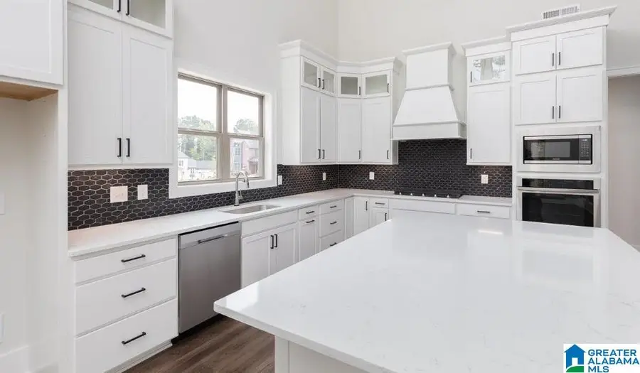 6030 OLIVEWOOD DRIVE, Hoover, AL 35244 - Image #3