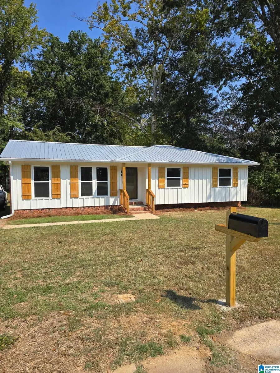 2911 DWAINE AVENUE, Hueytown, AL 35023 - Image #3