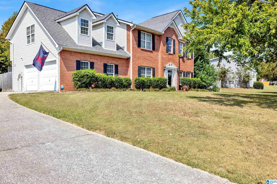 102 HEATHER WAY, Pelham, AL 35124 - Image #2