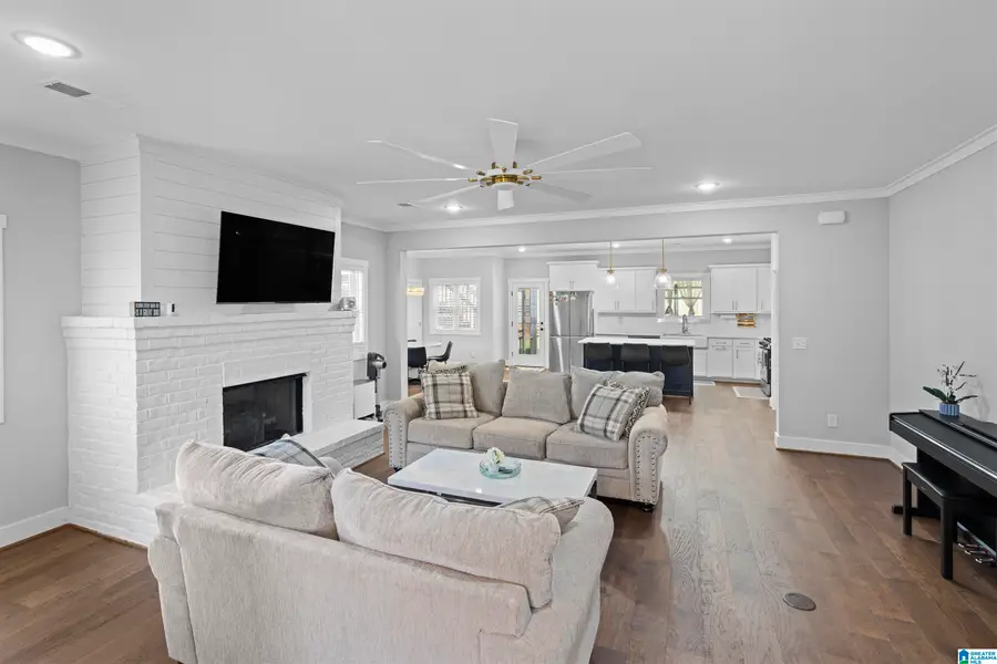 2024 ADAMS RIDGE DRIVE, Chelsea, AL 35043 - Image #3