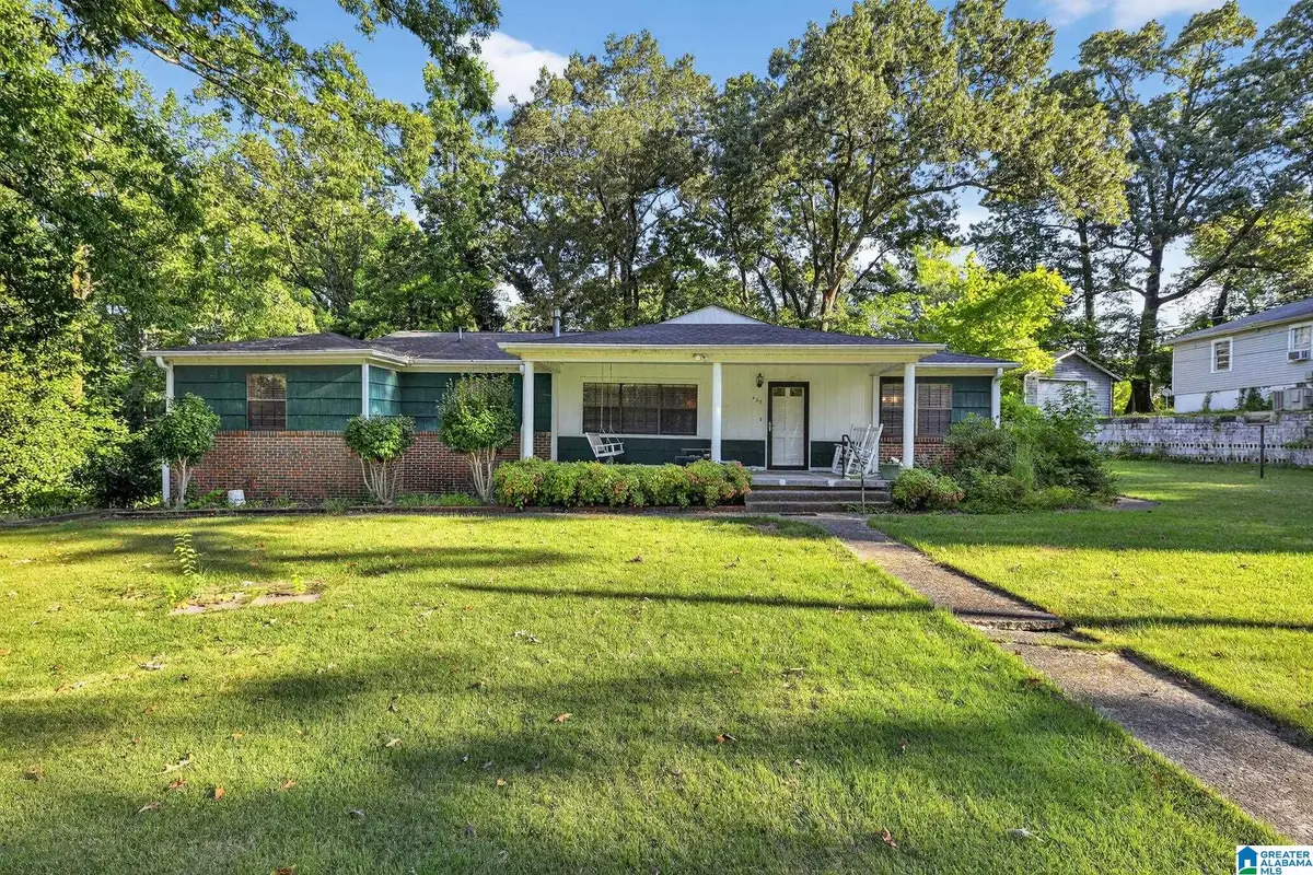 420 REDMAYNE ROAD, Gardendale, AL 35071 - Image #1