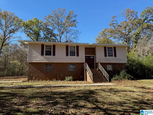 840 HONEYSUCKLE LANE, Alabaster, AL 35007