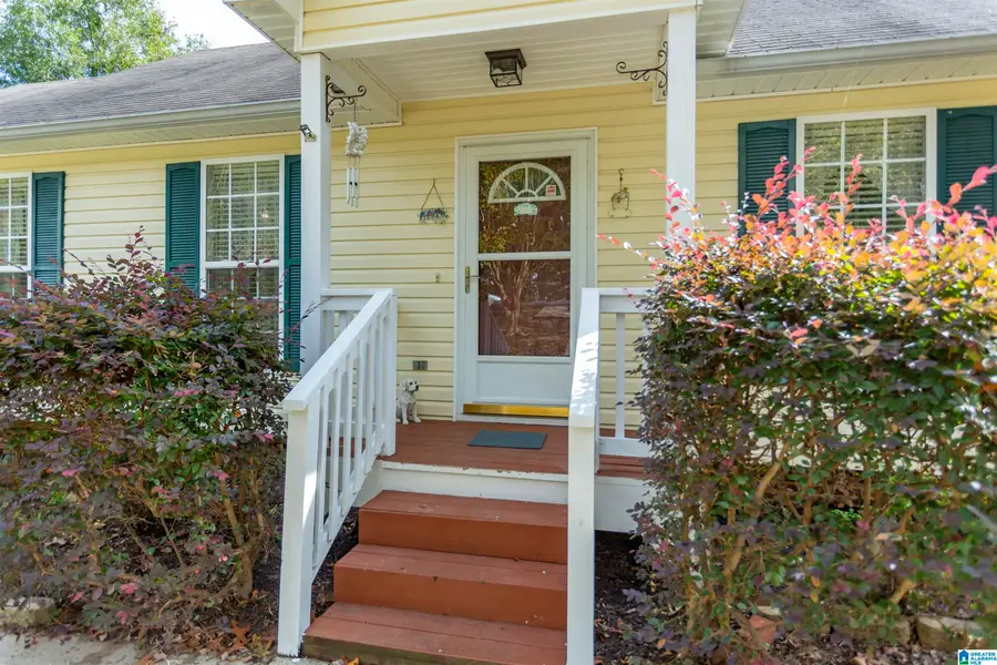 178 S HILLCREST ROAD, Odenville, AL 35120 - Image #2