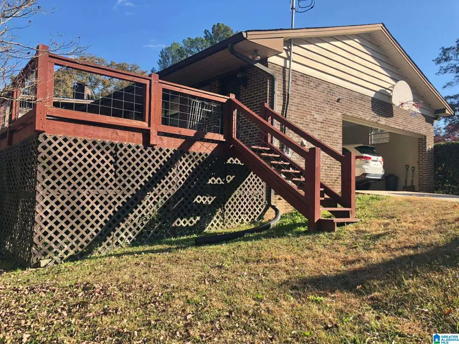 815 S MONTEZ DRIVE, Bessemer, AL 35022 - Image #3