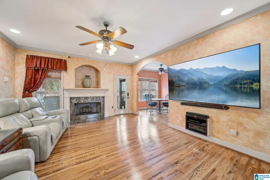 1097 LONG LEAF LAKE DRIVE, Helena, AL 35022 - Image #3