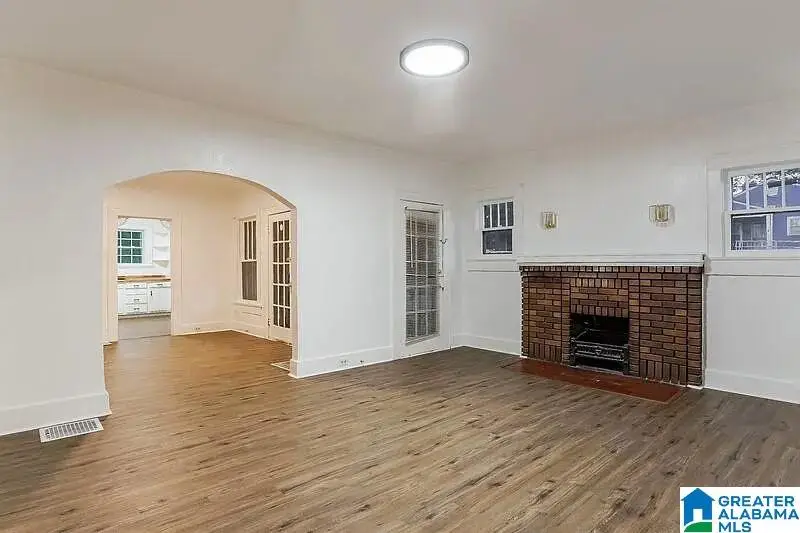 3055 AVENUE T, Birmingham, AL 35208 - Image #3