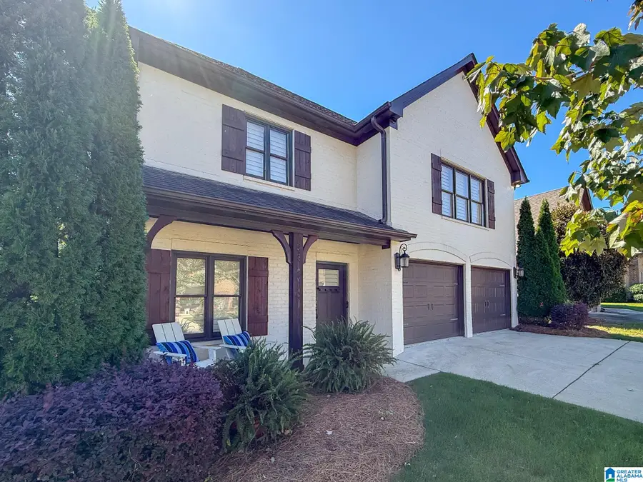 216 ENGLISH VILLAGE CIRCLE, Gardendale, AL 35071 - Image #2