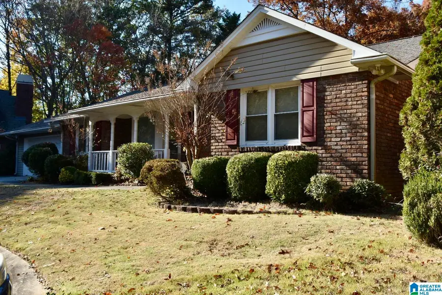 1610 BERRY KNOLL, Homewood, AL 35226 - Image #3