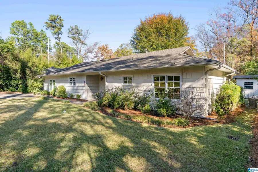 29 CROSS RIDGE ROAD, Mountain Brook, AL 35213 - Image #2
