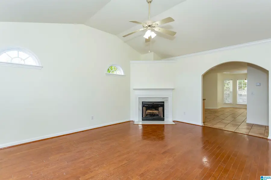 100 HAYESBURY COURT, Pelham, AL 35124 - Image #2