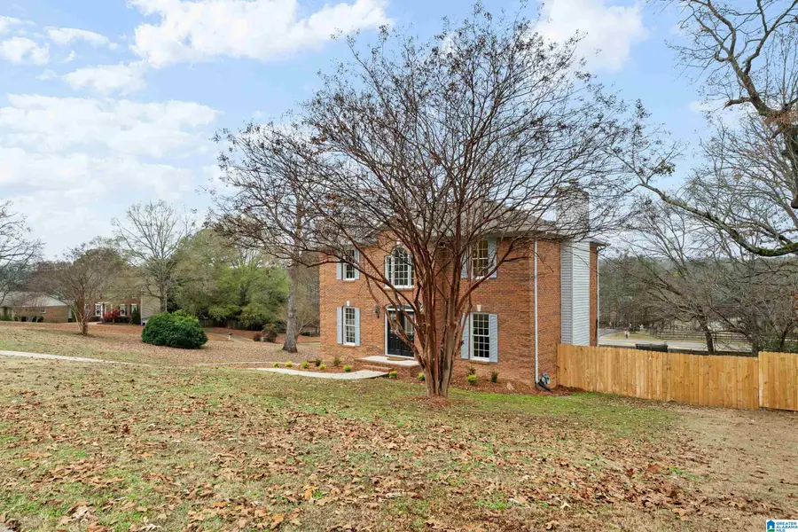 4200 HERITAGE OAKS CIRCLE, Birmingham, AL 35242 - Image #2