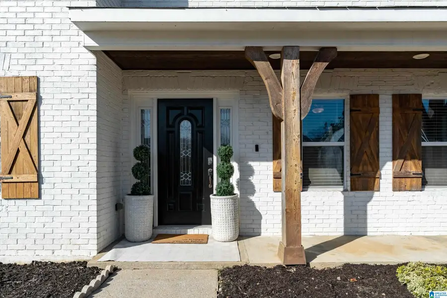 102 BROOK CIRCLE, Pelham, AL 35124 - Image #2