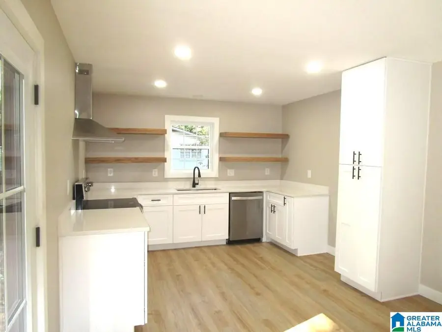 8929 VALLEYBROOK ROAD, Birmingham, AL 35206 - Image #3