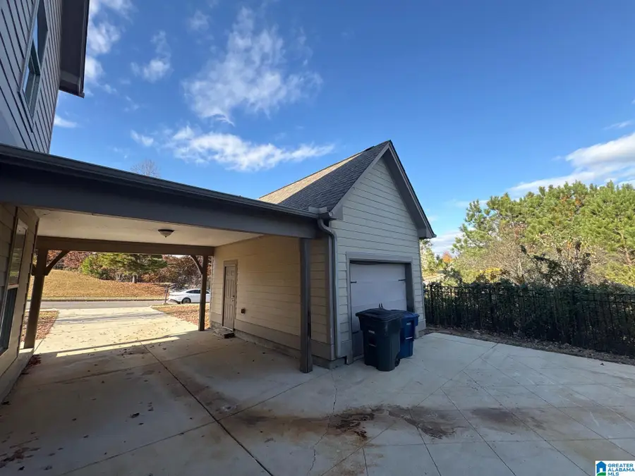 435 LAKE RIDGE DRIVE, Trussville, AL 35173 - Image #2