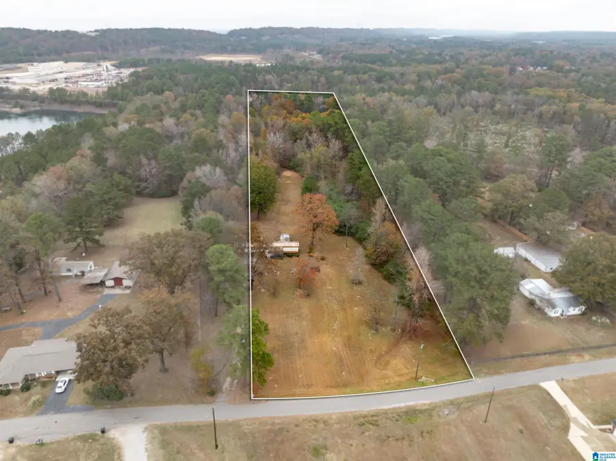 3665 SELLERS DRIVE, Bessemer, AL 35022 - Image #2