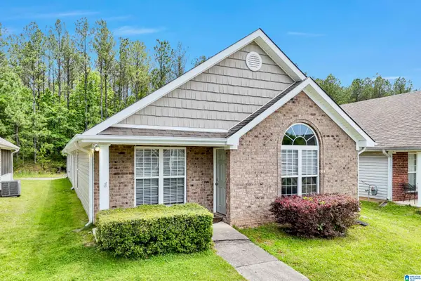 1278 VILLAGE TRAIL, Calera, AL 35040