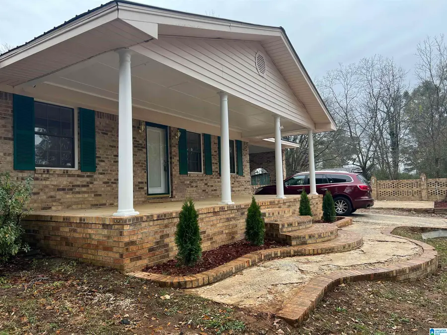 119 FAIRWAY DRIVE, Talladega, AL 35160 - Image #2