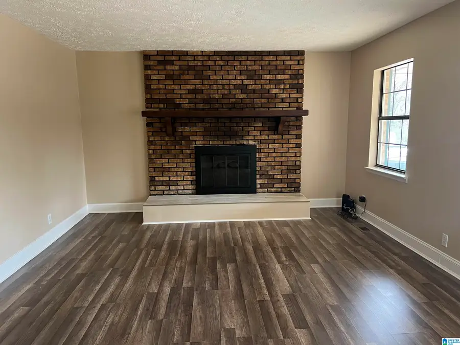 119 FAIRWAY DRIVE, Talladega, AL 35160 - Image #3