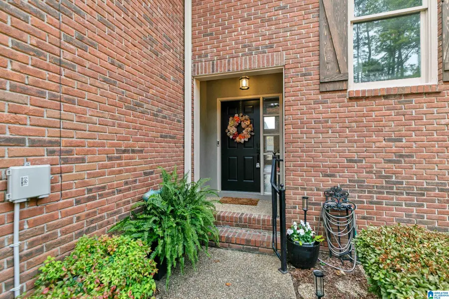 4646 LAKE VALLEY DRIVE, Hoover, AL 35244 - Image #2