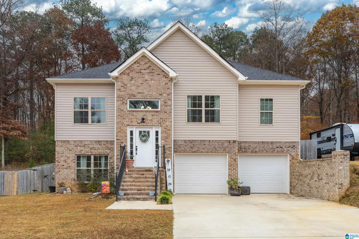 211 WALNUT STREET, Leeds, AL 35094 - Image #1