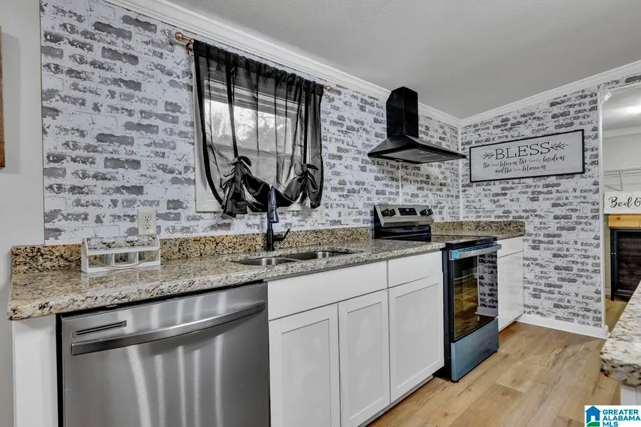 9722 CORNER SCHOOL ROAD, Warrior, AL 35180 - Image #3