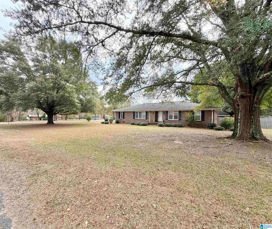 203 POPWELL AVENUE, Clanton, AL 35045 - Image #2