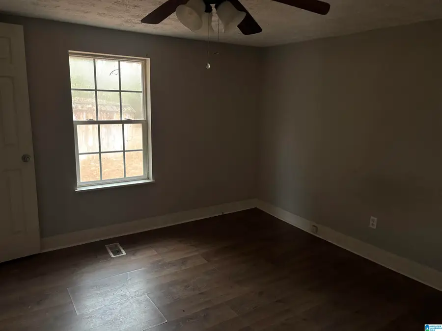 1104 9TH AVENUE, Pleasant Grove, AL 35127 - Image #3