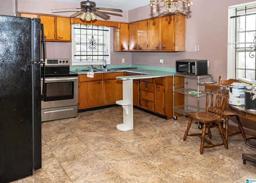 3112 AVENUE F, Birmingham, AL 35218 - Image #3