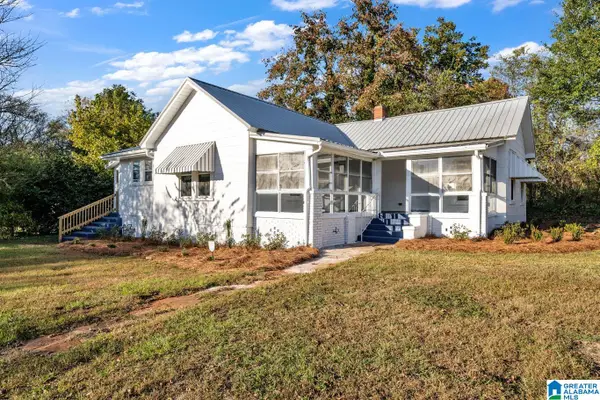 5604 5TH STREET S, Lipscomb, AL 35020